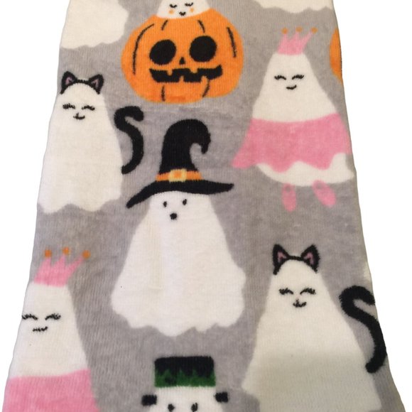TRICK or TREAT Princess Frankenstein Witch Ghost Cat Pumpkin Kitchen Towels 100% - Picture 2 of 5